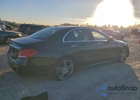 2017 Mercedes-Benz E 300 z USA, uszkodzony, nr VIN WDDZF4JB7HA168291